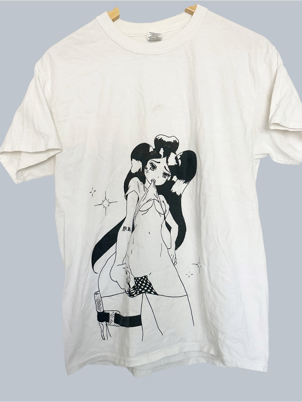 Gildan White T-Shirt with Anime Girl Graphic Men's Size Medium